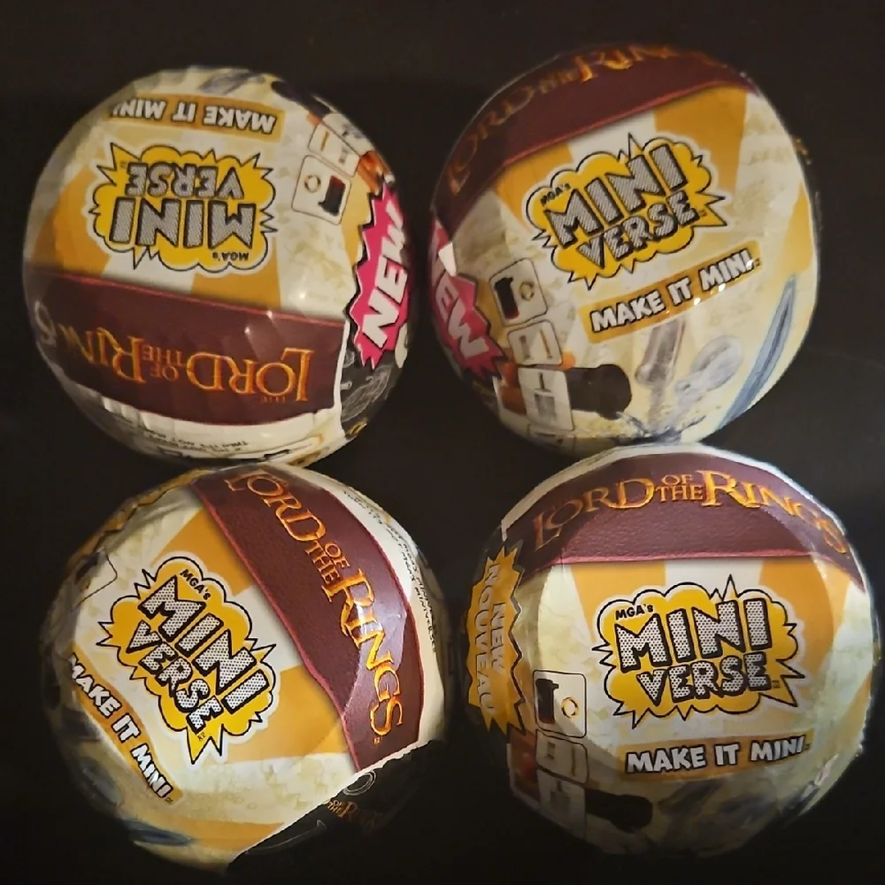 MINIVERSE MAKE IT MINI LORD OF THE RINGS SEALED BALLS LOT OF 4 - Picture 1 of 1
